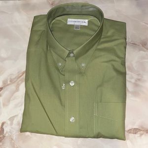 Cutter & buck size xl green button up collared dress shit.brand new no tags